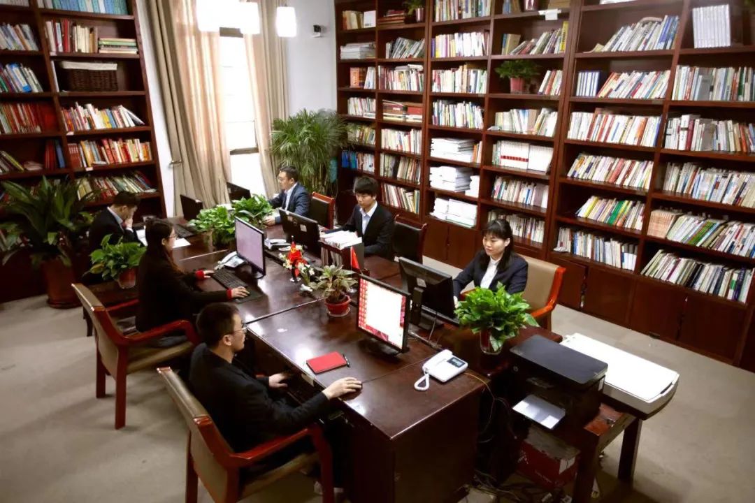 办公环境 办公环境